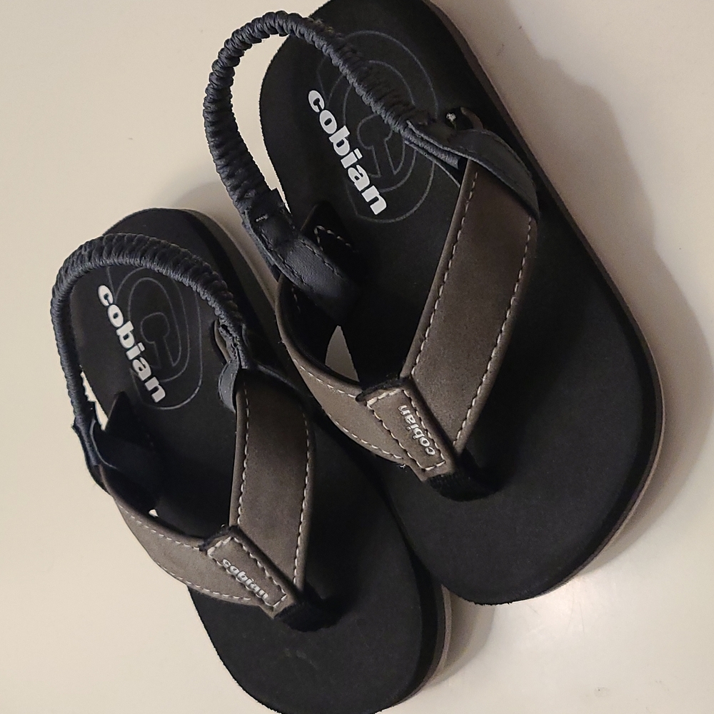 Cobian Toddler Sandals / Floatie Flip Flops